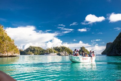 Raja Ampat above the water-2390.jpg