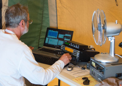 Pista, HA5AO, operating RTTY (3/30/2014)