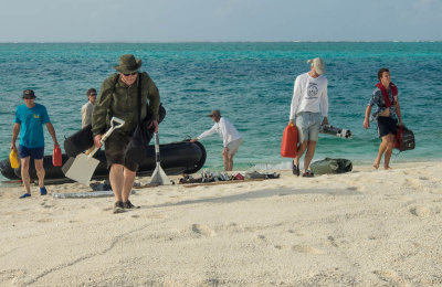 Equipment coming ashore (3/28/2014)