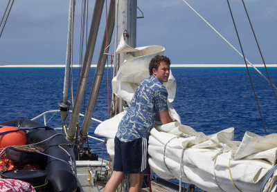 Arrival at Mellish Reef, lowering sail (3/27/2014)