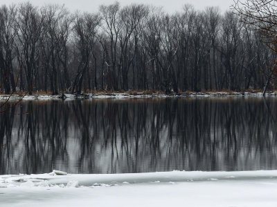 25Jan17 Anybody for ice fishing?