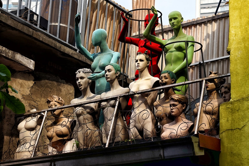 Mannequins  on the roof 