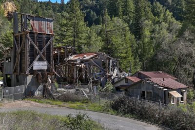 Along Sweetwater Springs Road