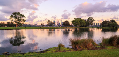 Sunrise by the Swan River, 17th March 2015