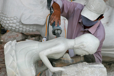 Marble carver