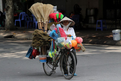 Seller of Housewares