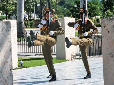 Soldiers of the Cuban Revolutionary Army guard the Mausoleum of Jos Marti in Santiago de Cuba.