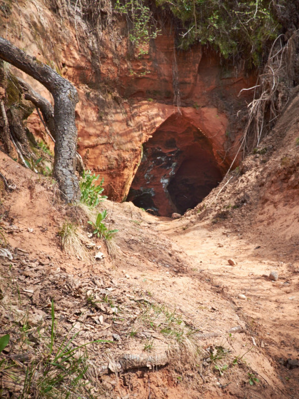 Gutmanala Grotto