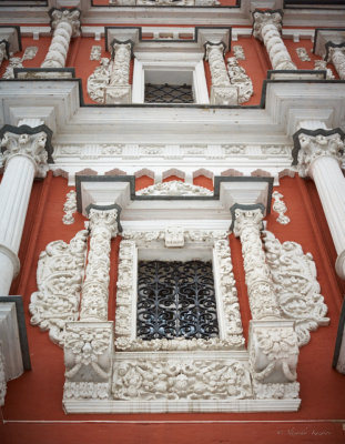 Church Stroganovskaya. Window, fragment.