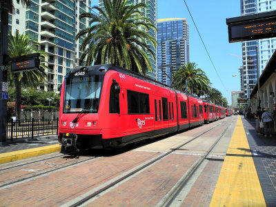 TRolley to Santa Fe Station