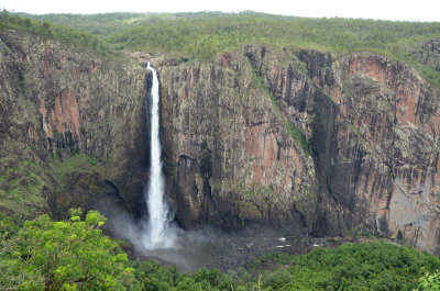 Wallaman Falls