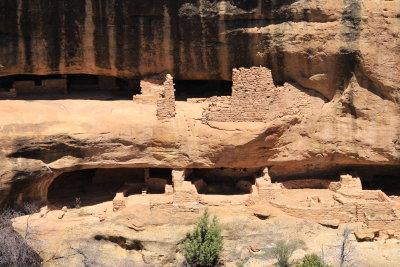 Petroglyph Point trail