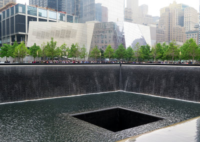 911 Memorial Museum at the Edge of An Abyss 