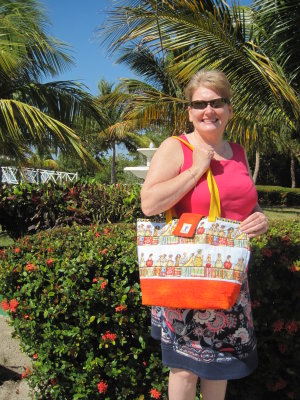 Lesley and her beach bag