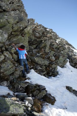 6 Climbing at Chruetzlistock.jpg