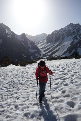15 Climbing to Poertliluecke.jpg