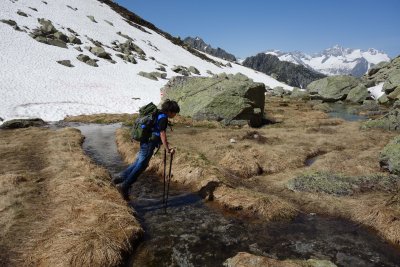 22 River Crossing below Poertliluecke.jpg