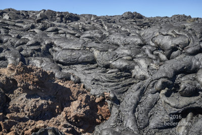 pahoehoe descending over a'a