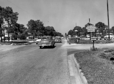 Road 45 US 41 at Mecca. 1956.jpg