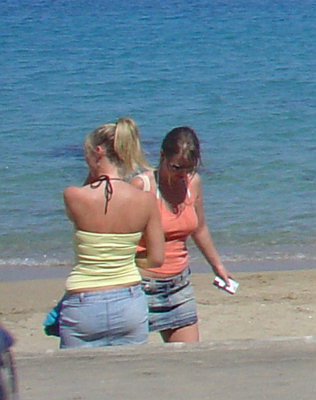 Girls on Santorini, Greece