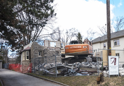 46 Queen Mary's Drive