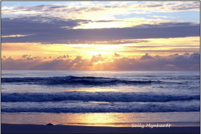 Warilla Beach taken at sunrise.
This is our local beach.