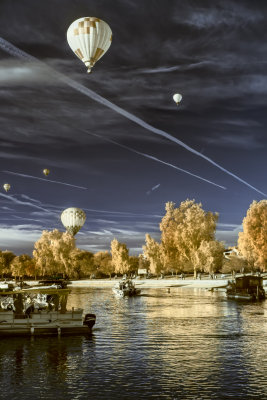 Balloons over the Bridgewater channel.jpg