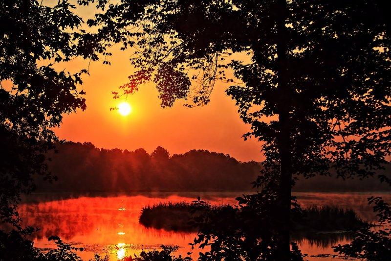 SUNRISE ON THE LAKE