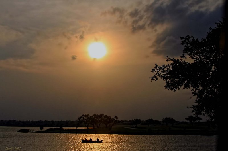 JOURNEY OF A BOAT ON THE LAKE