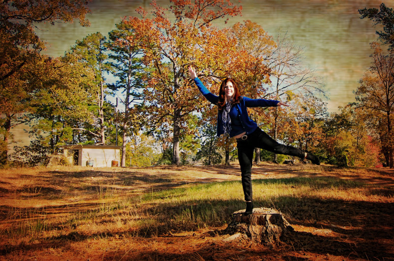 LITTLE SISTER IN AUTUMN COLORS