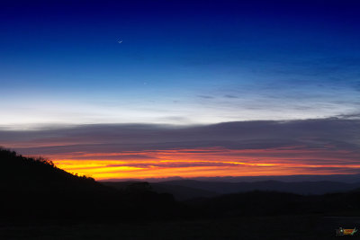 Moon & Venus @ Dawn