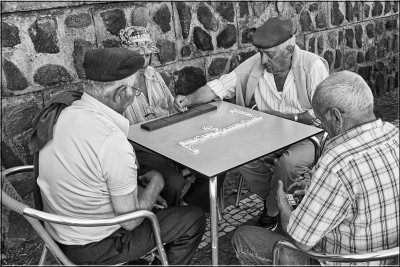 Playing Dominoes, Sao Miguel