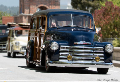 1947SuburbanWoodie.jpg