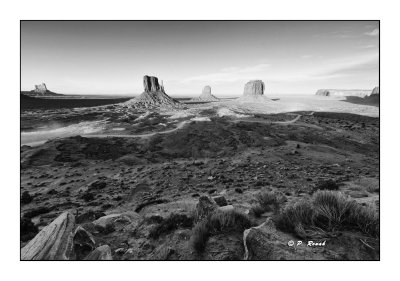 B&W at Monument Valley Tribal Park - 9829