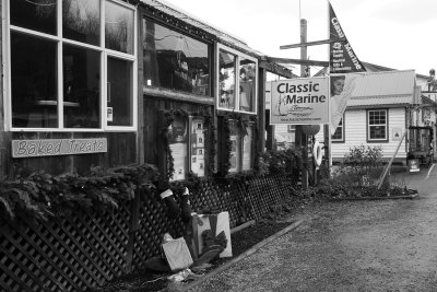 Shops At Cowichan Bay (2)