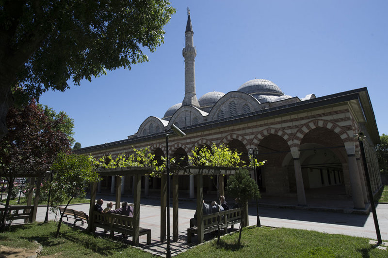 Istanbul Piyale Pasha Mosque May 2014 6748.jpg