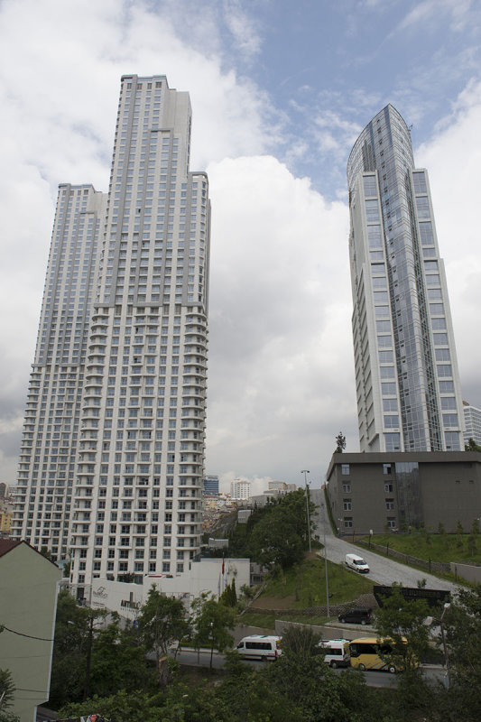 Istanbul Hilton and other high-rises May 2014 9317.jpg