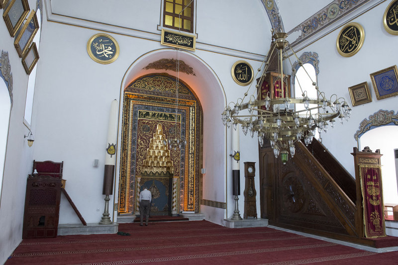 Bursa Hudavendigar Mosque May 2014 7571.jpg