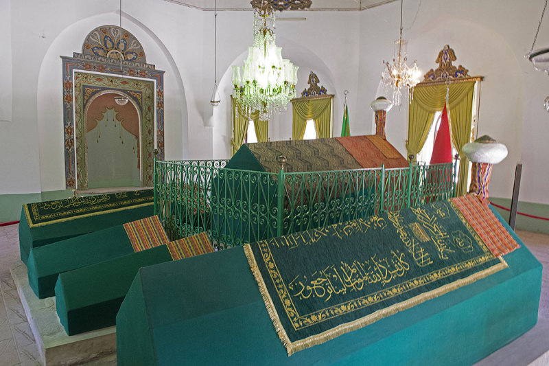 Bursa Yildirim Tomb May 2014 7152.jpg