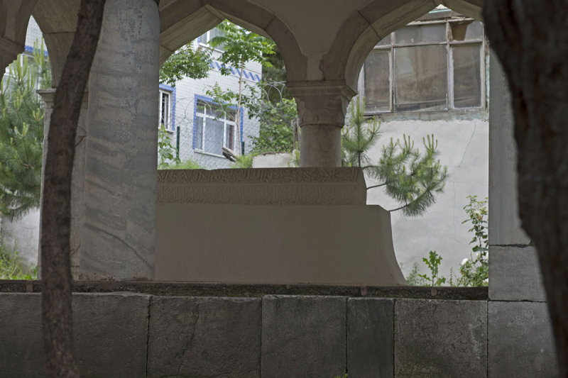 Bursa Devlet Hatun May 2014 6857.jpg