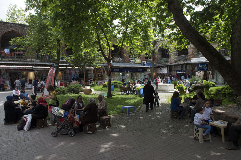 Bursa Markets May 2014 6829.jpg