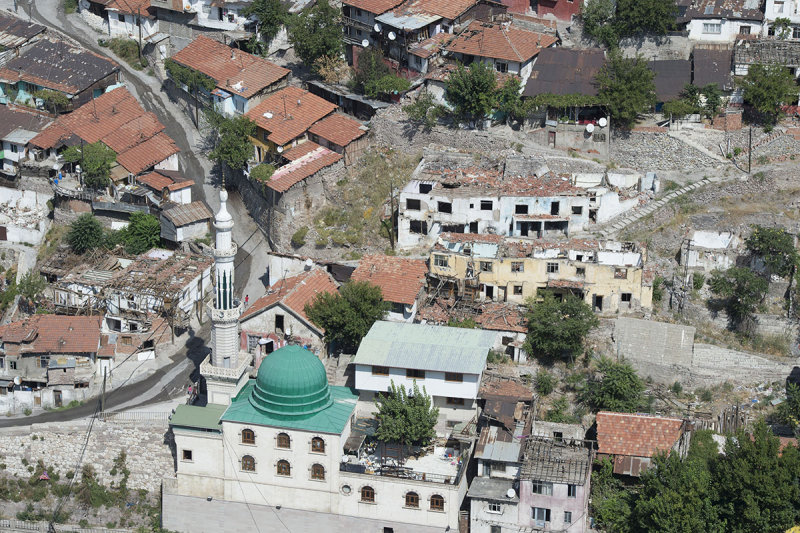 Ankara the end of some gecekondular september 2014 1310.jpg