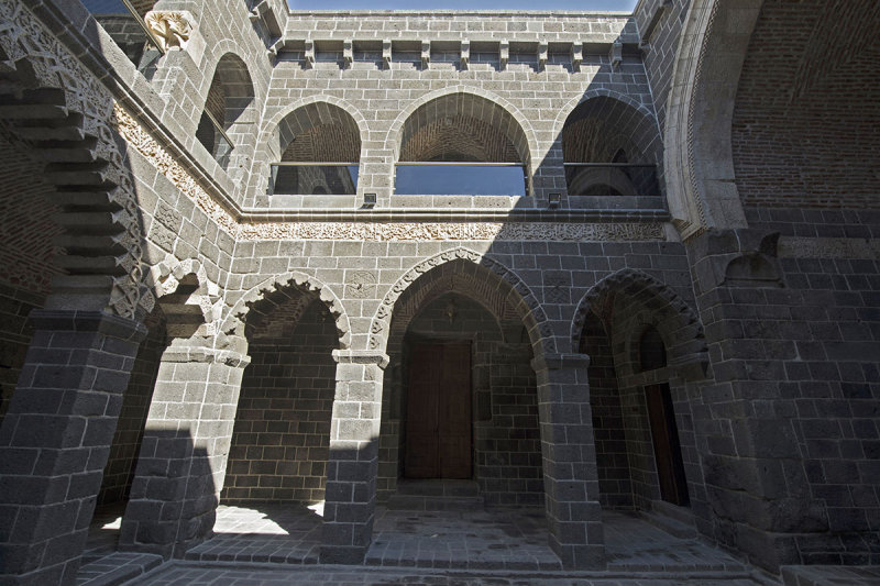 Diyarbakir Mesudiye Medresesi september 2014 3693.jpg