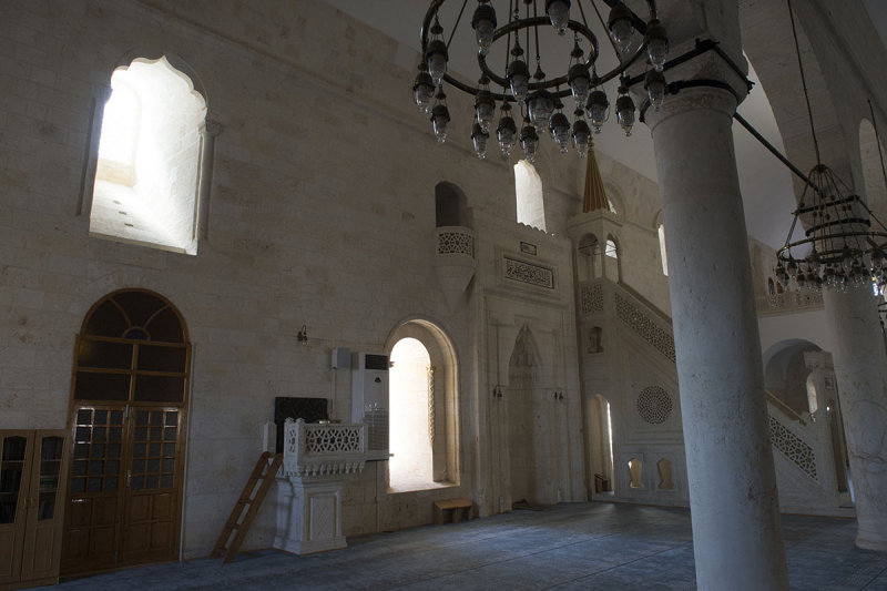 Urfa Salahiddini Eyubi Mosque september 2014 3450.jpg