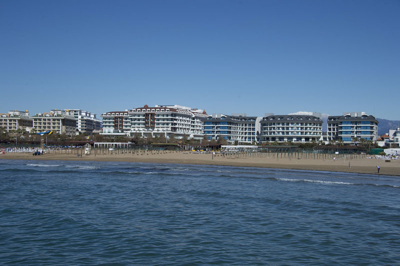Side feb 2015 6331.jpg