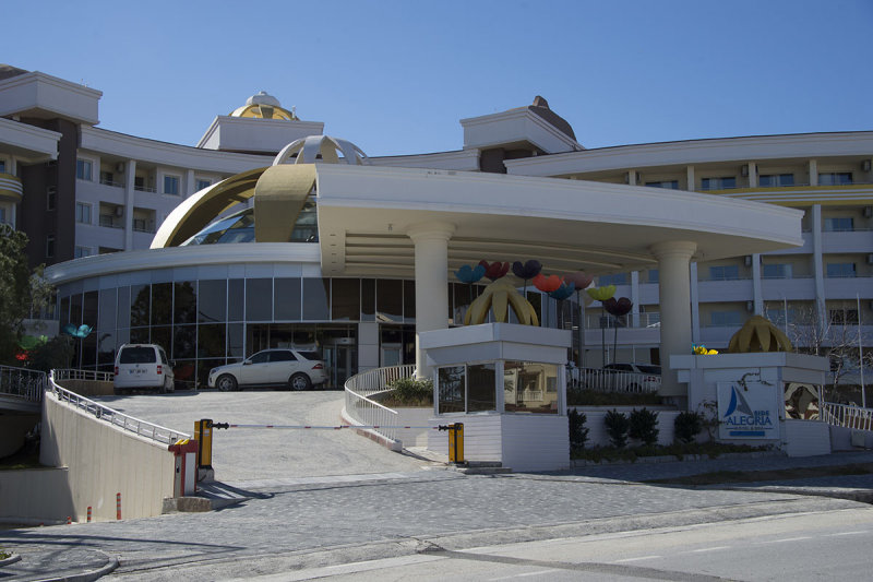 Side feb 2015 6380.jpg