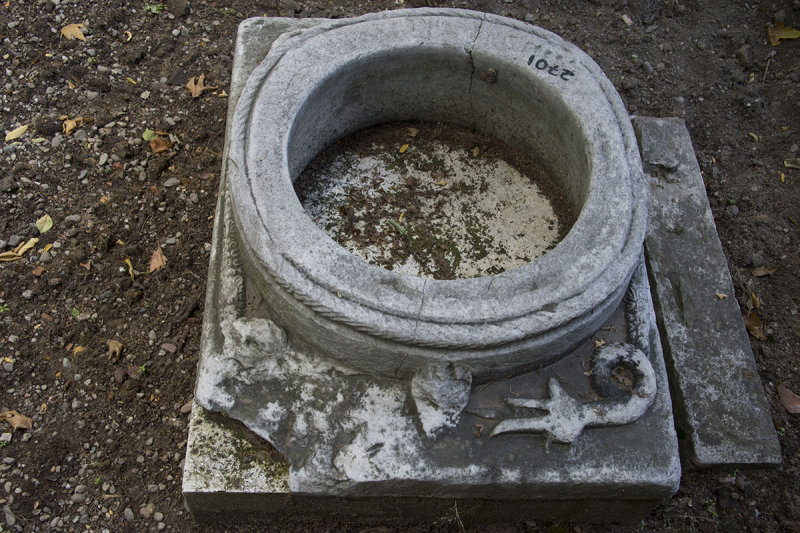 Istanbul Archaeological Museum 2015 9848.jpg