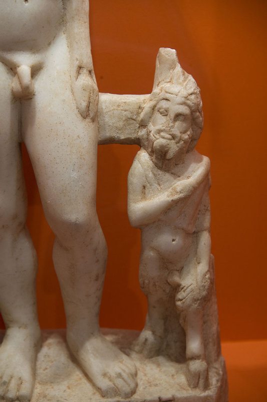 Istanbul Archaeological Museum 2015 9858.jpg