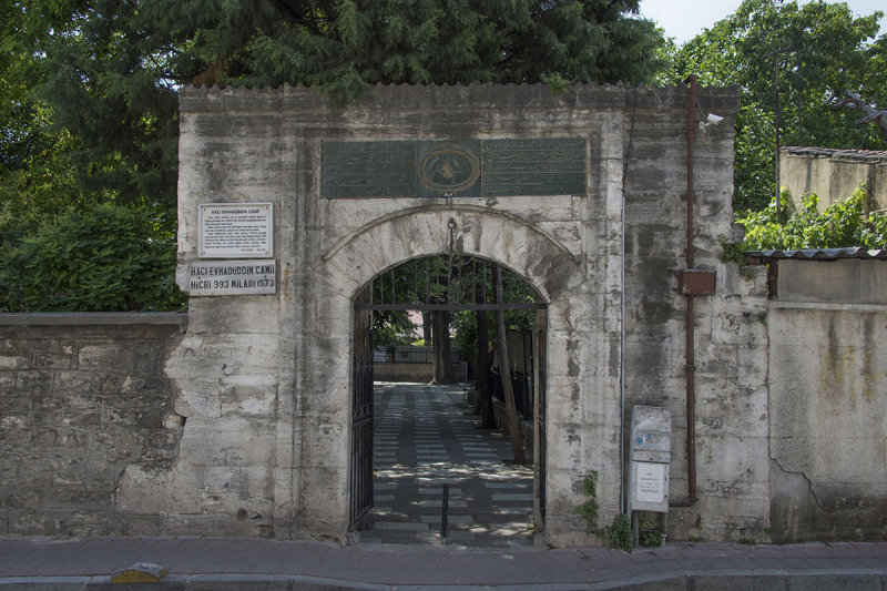 Istanbul Haci Evahhudin  Camii  2015 0791.jpg