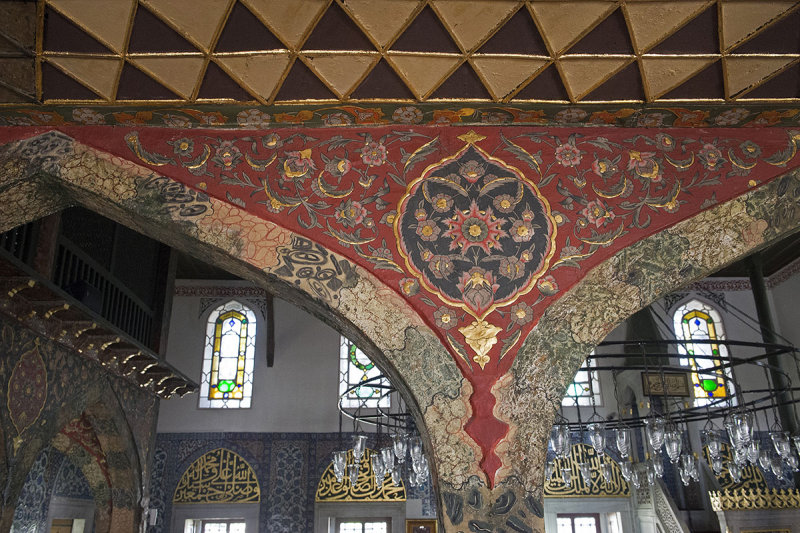 Istanbul Takkeci Ibrahim Cavus Camii May 2014 6639.jpg